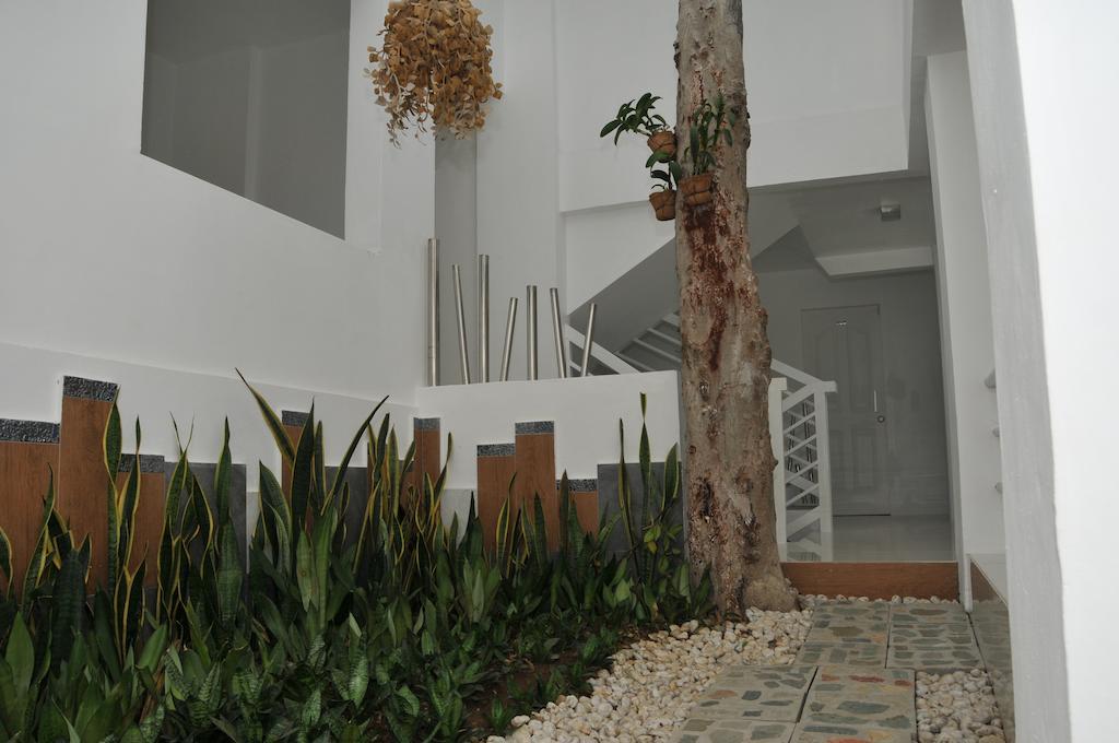 Date & Dine Resort Antipolo Exterior photo